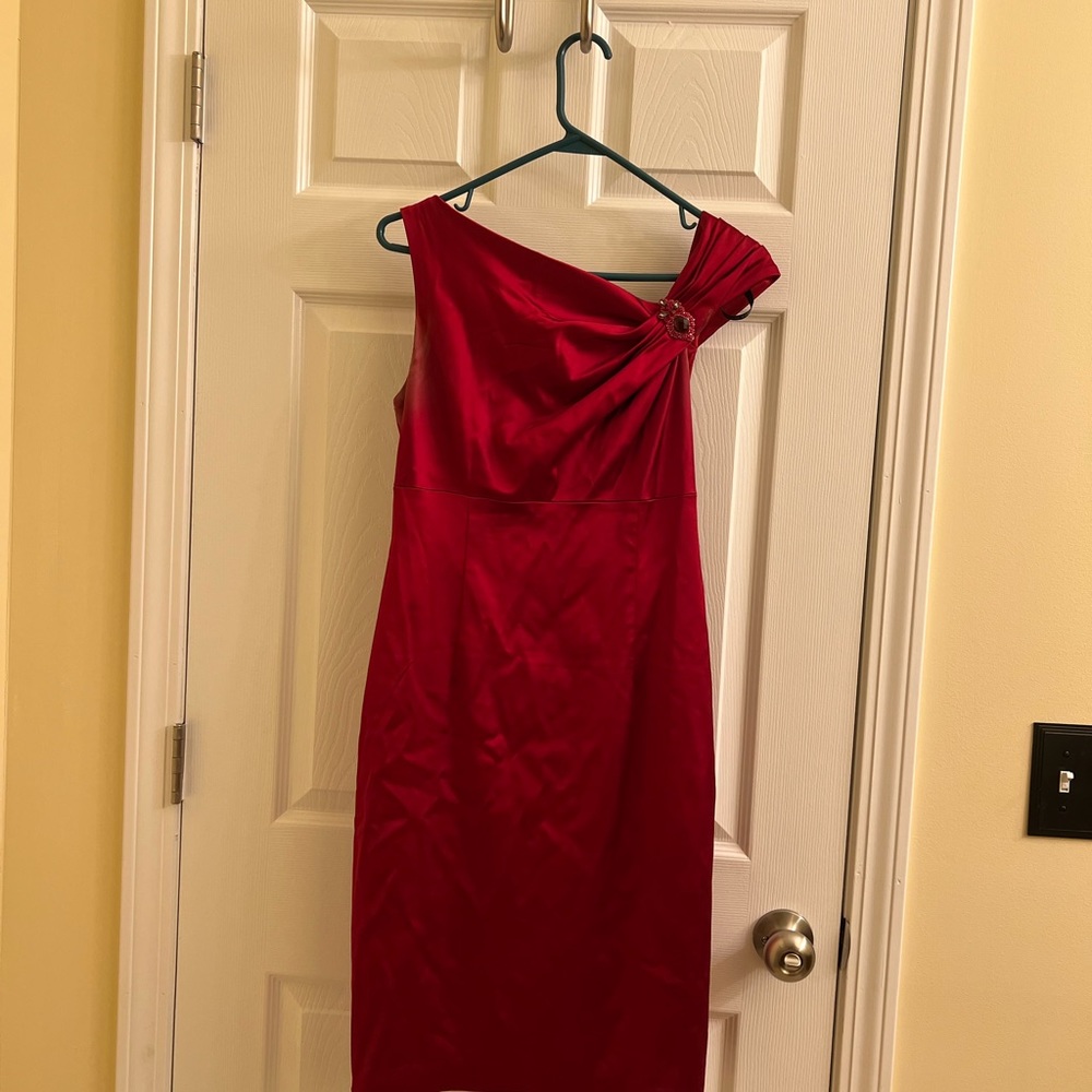 David Meister Red Dress, Jeweled Beading. Fully Lined. Size 6